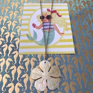 Floral Shell necklace